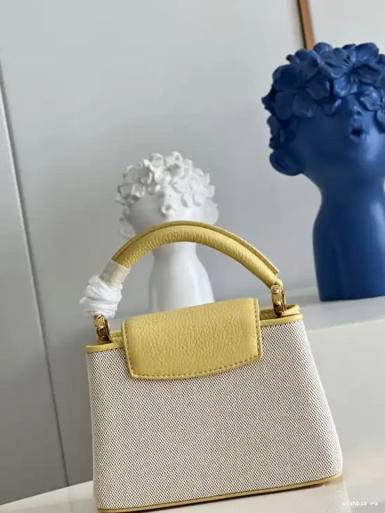 WIS LOUIS MINI VUITTON CAPUCINES 0518